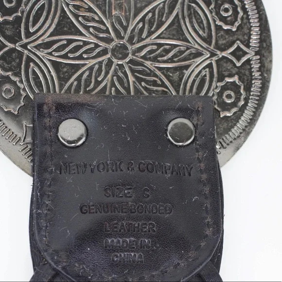 New York & Co Braided Brown Leather Belt Silver Medallion Buckle - Picture 4 of 14